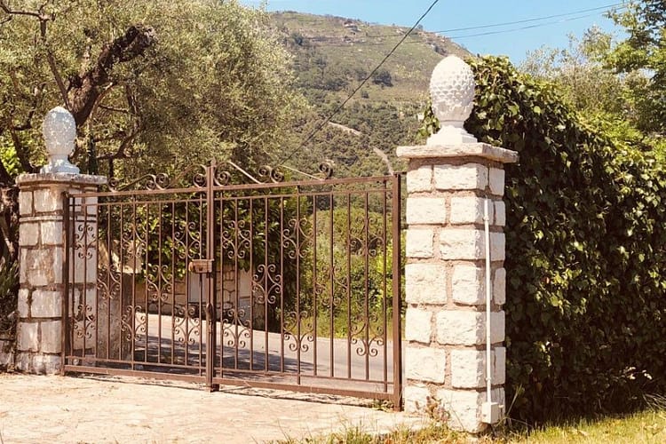 Hek - Chateau d'Eau - Tourrettes-sur-Loup